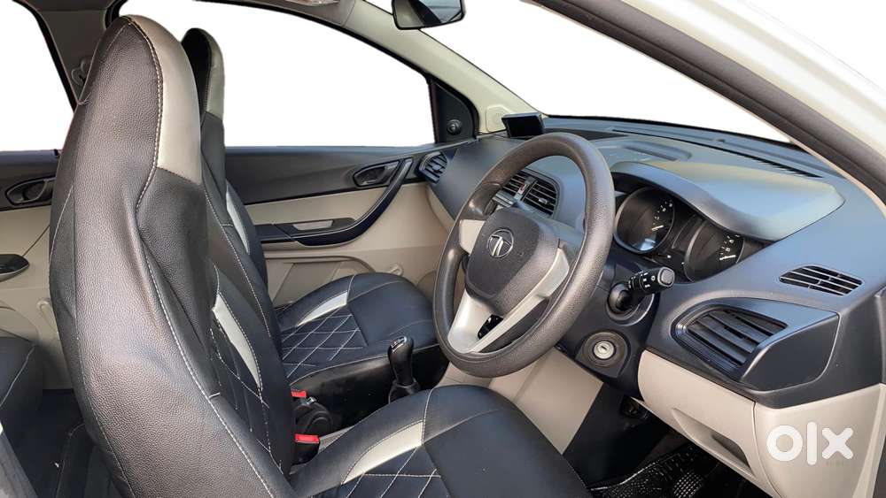 Tata Tiago Xe, 2017, Petrol