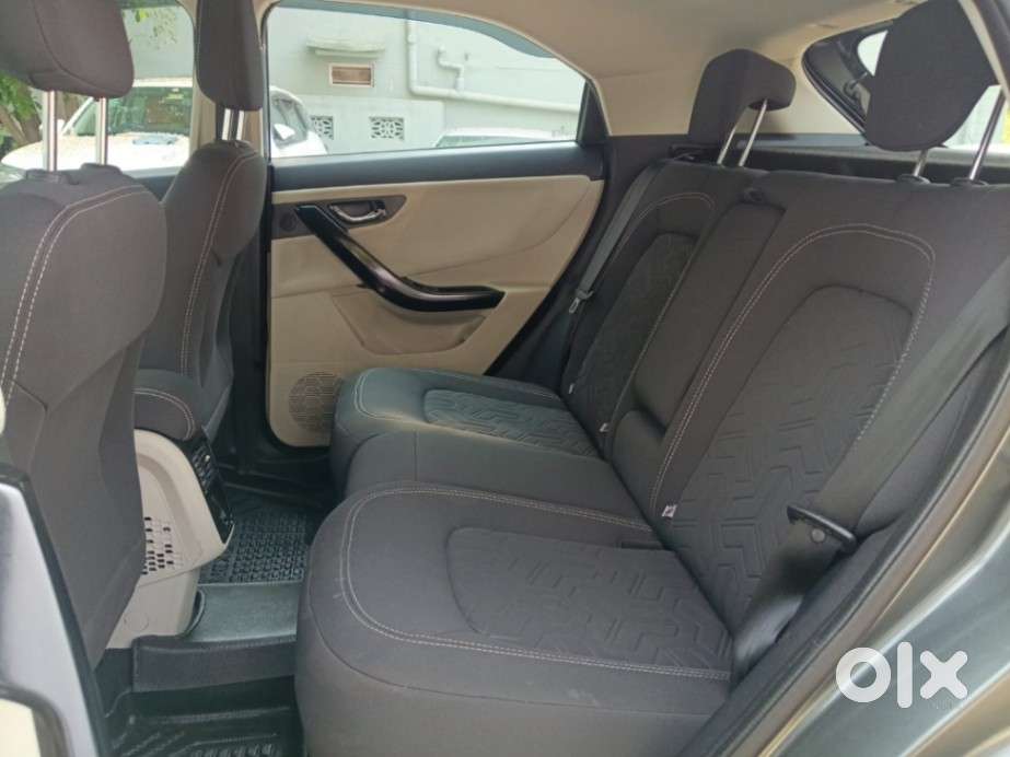 Tata Nexon 1.2 Revotron Xza Plus Premium, 2023, Petrol