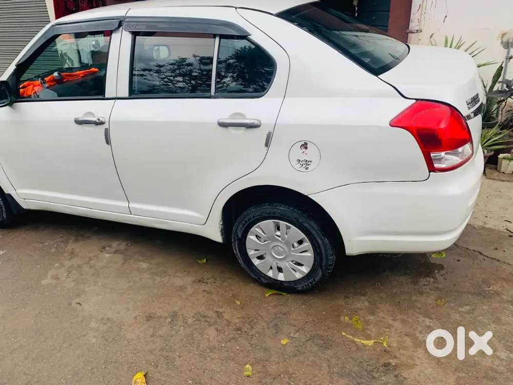 Maruti Suzuki Dzire 2010 Lxi Petrol Manual