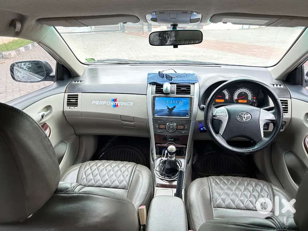 Toyota Corolla Altis 2013 Car
