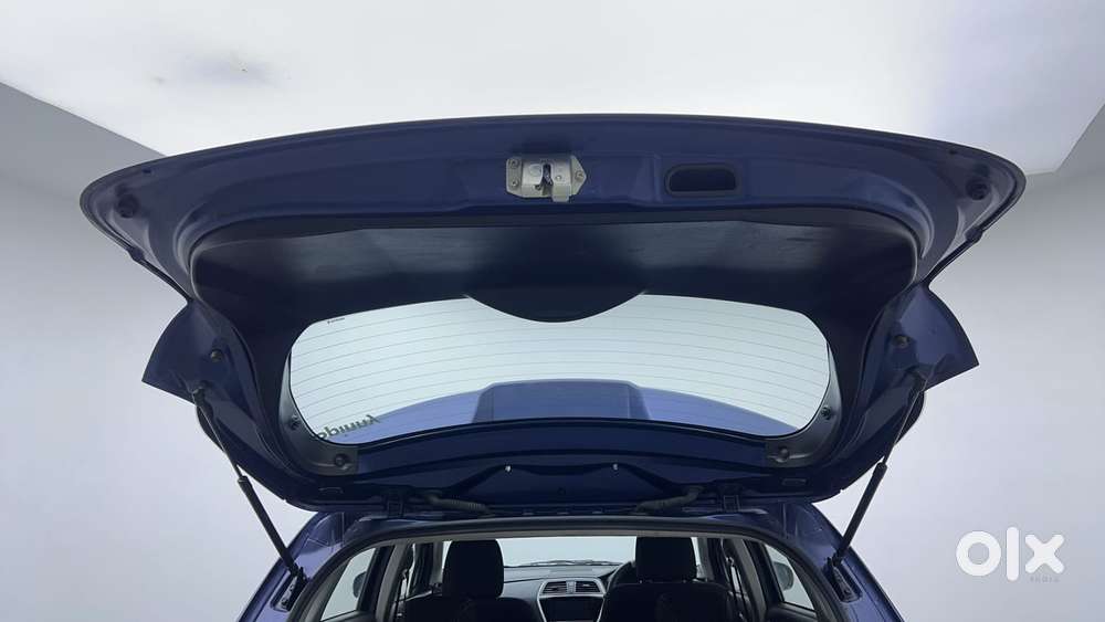 Maruti Suzuki S-cross 1.5 Zeta At, 2022, Petrol