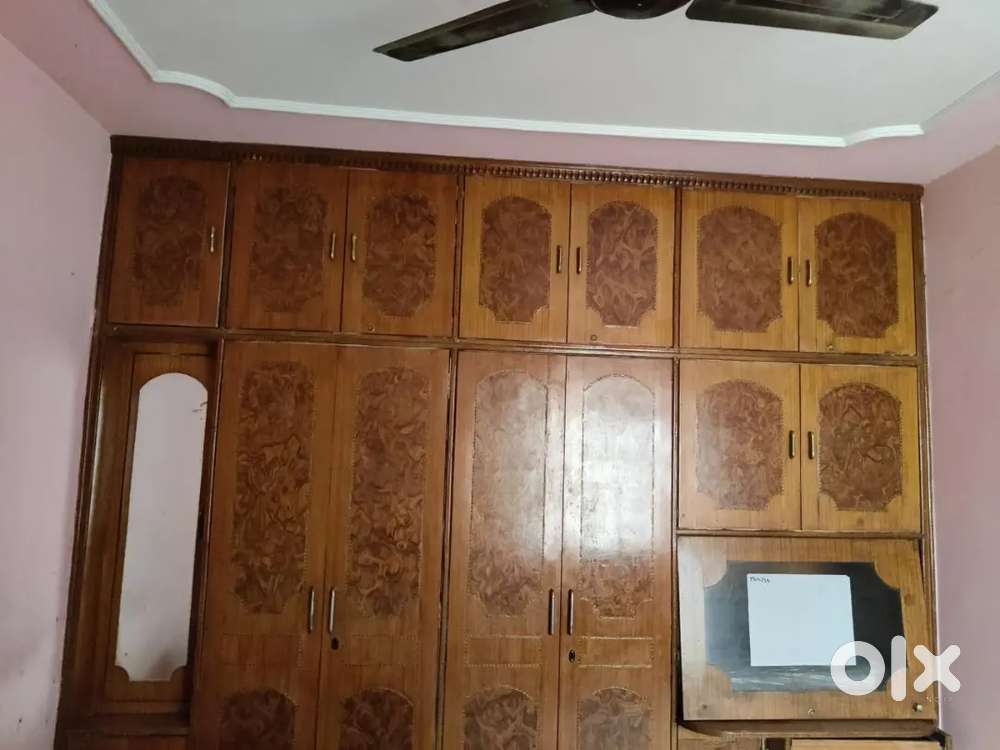 2Bhk flat for sale in a 16years+ apartment at 3rd floor
