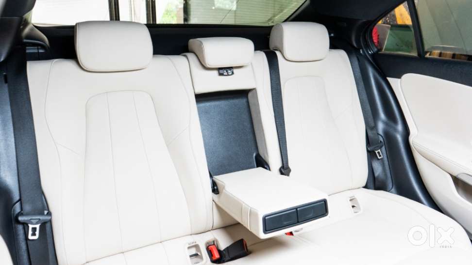 Mercedes-benz A-class Limousine 200, 2023, Petrol