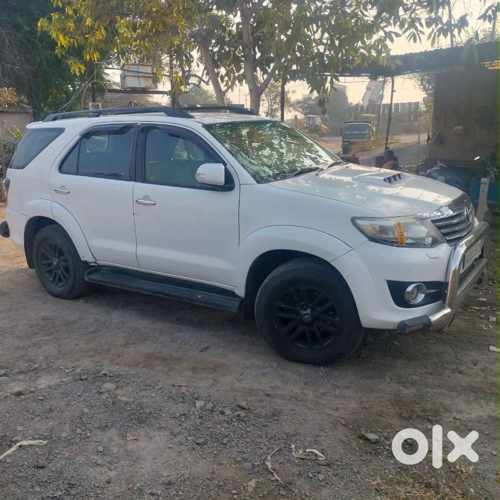 Toyota Fortuner 2016