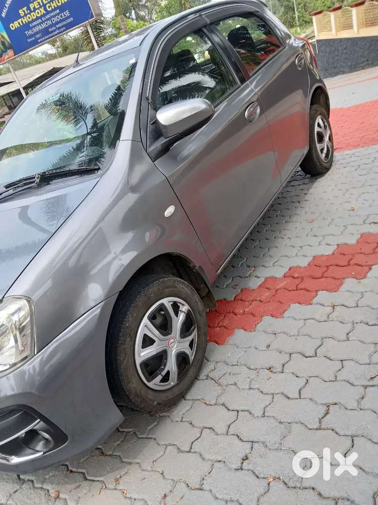 Toyota Etios Liva 2013