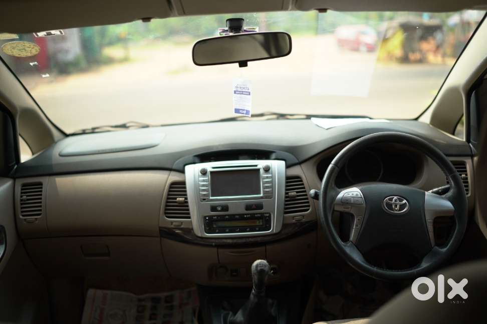 Toyota Innova 2.5 V 7 Str, 2015, Diesel