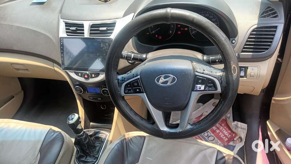Hyundai Verna Fluidic 1.6 Vtvt Sx Opt, 2011, Petrol