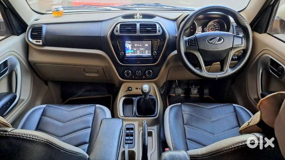 Mahindra Tuv 300 T10, 2019, Diesel