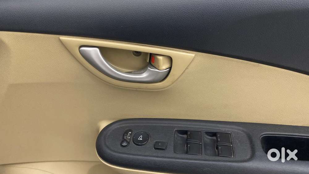 Honda Brio Vx At, 2014, Petrol