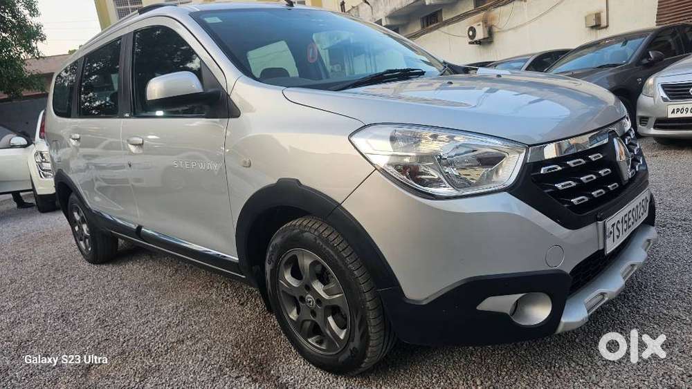 Renault Lodgy Stepway Edition 8 Seater, 2016, Diesel