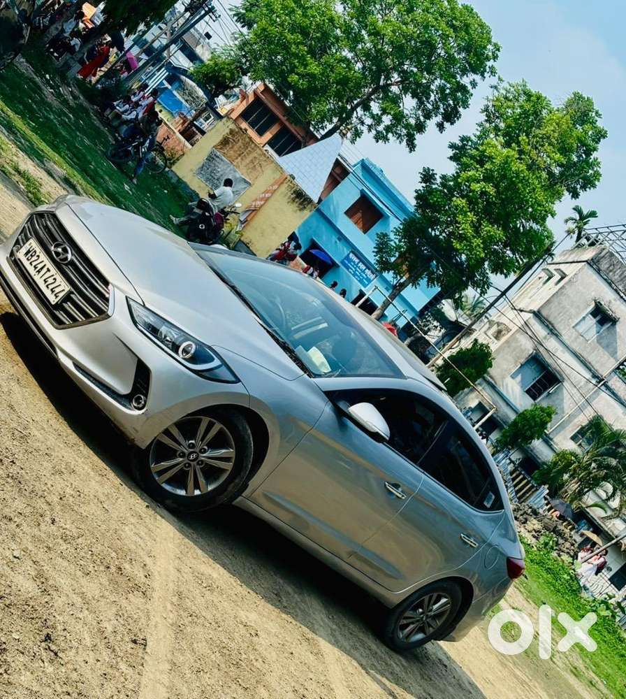 Hyundai New Elantra 2019 Petrol Well Maintained