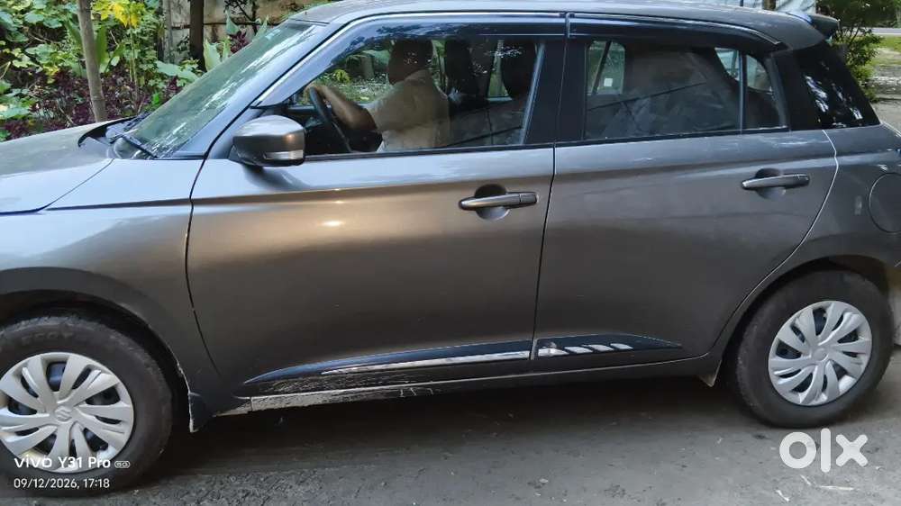 Maruti Suzuki Swift 1.2 Vxi Petrol Manual 2025