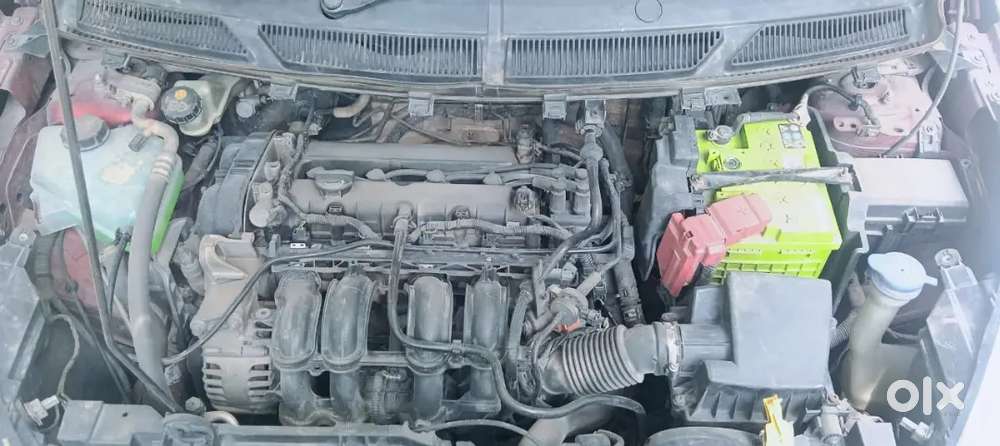 Ford Aspire Titatinium Blu 2016