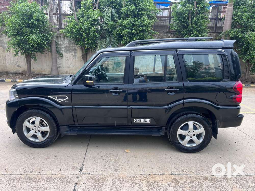 Mahindra Scorpio Classic 2.2 S 11 Mt 7 Cc, 2022, Diesel