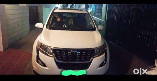 Mahindra Xuv 500 W9,alloy Wheel,sun Roof.