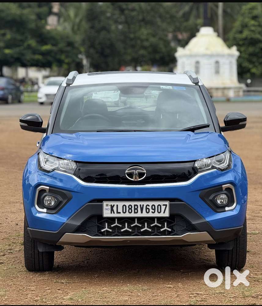 Tata Nexon 1.2 Revotron Xza Plus (o) Amt, 2020, Petrol