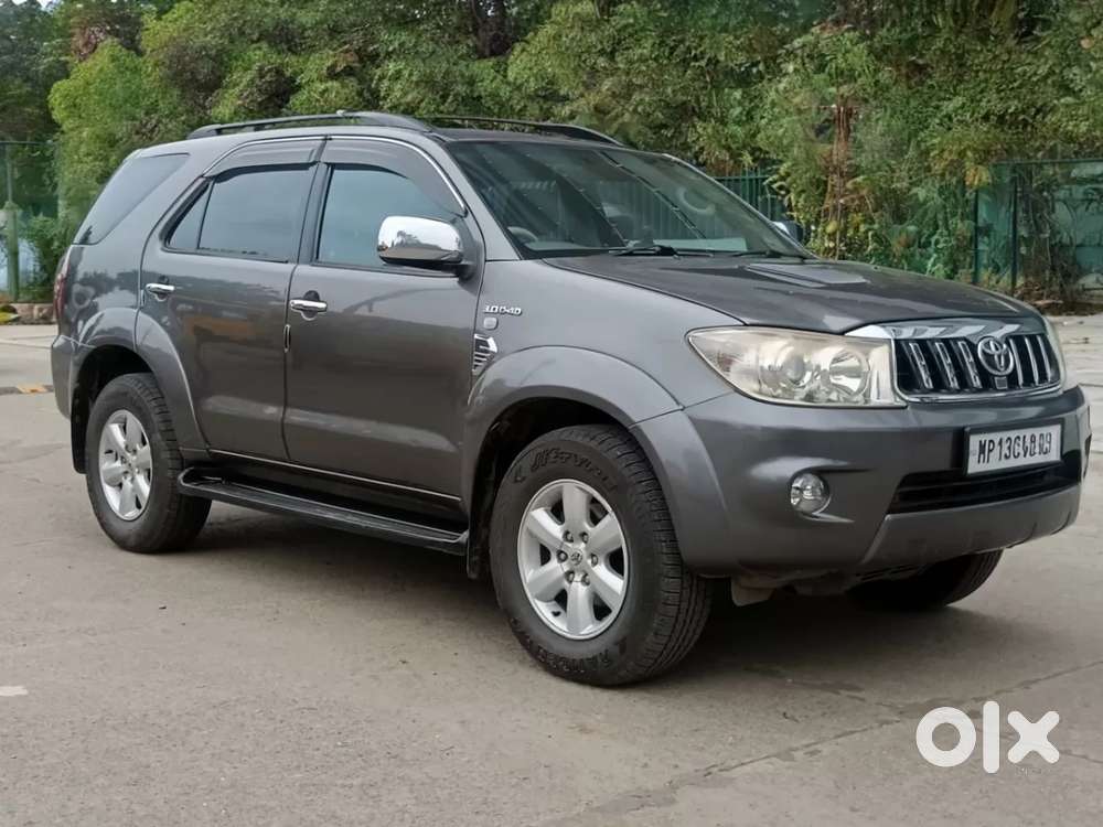 Toyota Fortuner, 2010, Diesel