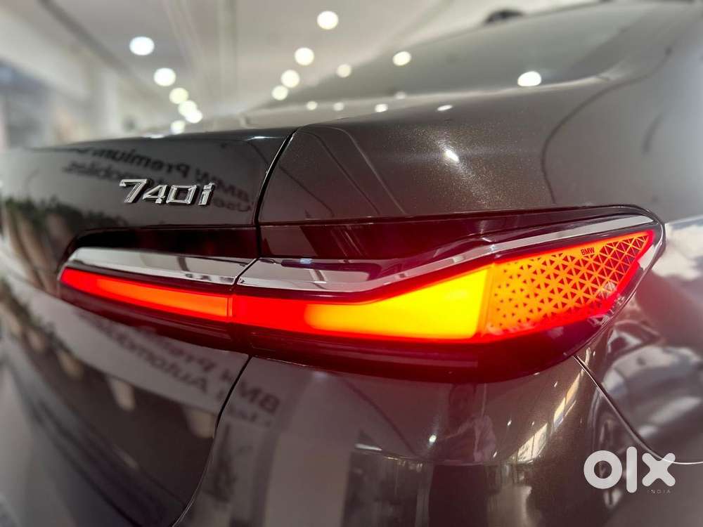 Bmw 7 Series 740i M Sport Petrol Automatic, 2025, Petrol