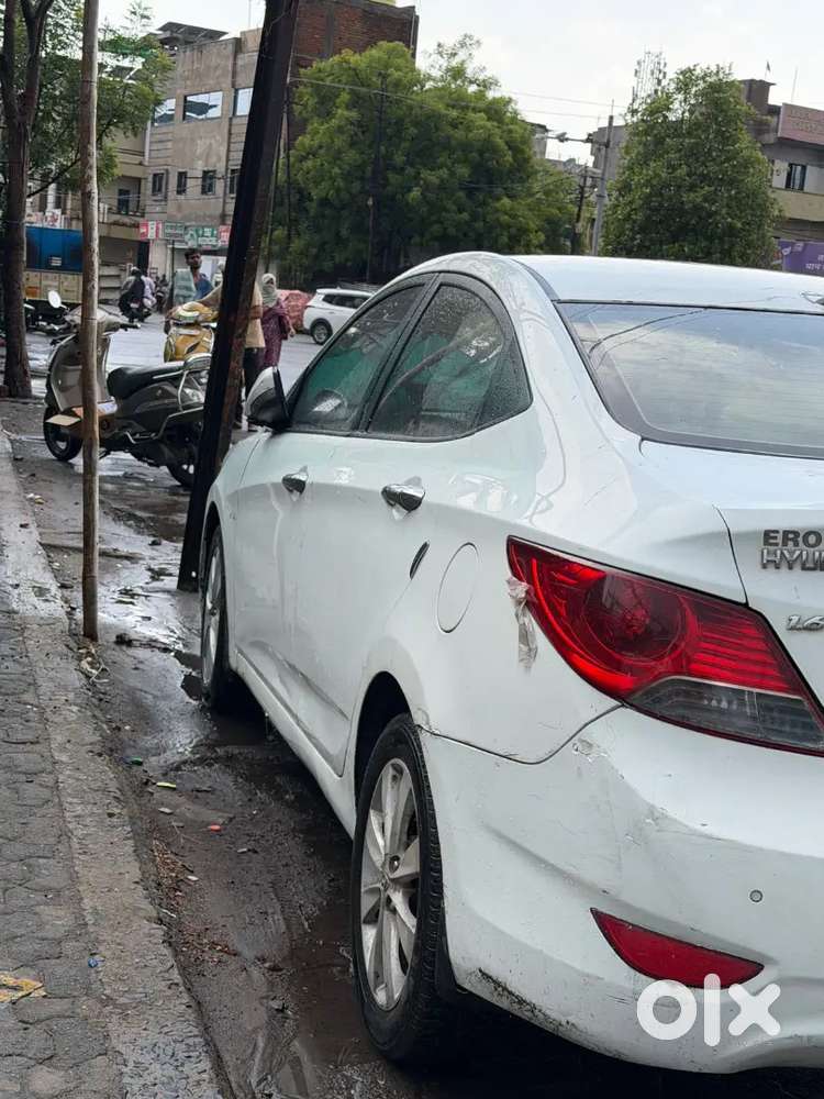 Hyundai Verna Crdi Sx 2011 Diesel Manual