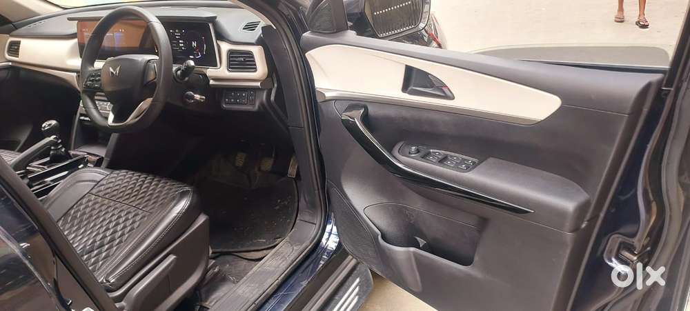 Mahindra Xuv700 2.2 Ax 5 Diesel Mt Str, 2024, Diesel