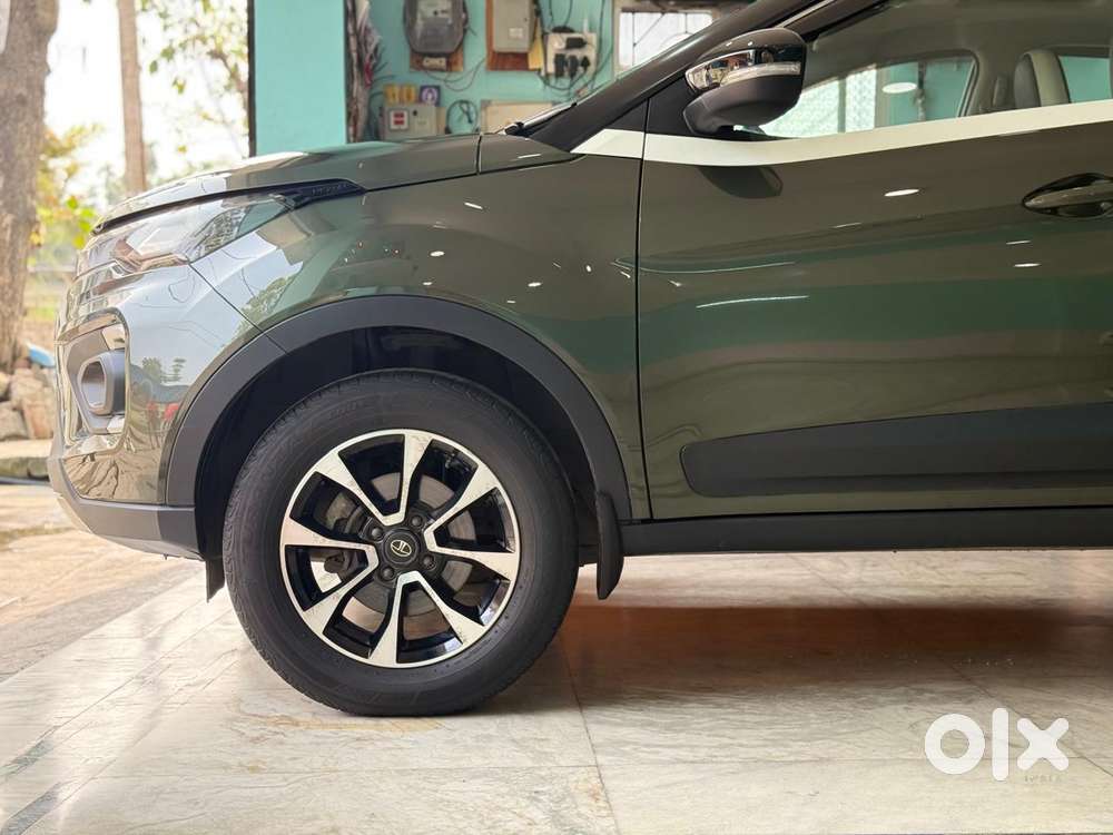 Tata Nexon Amt Xza Plus, 2021, Petrol