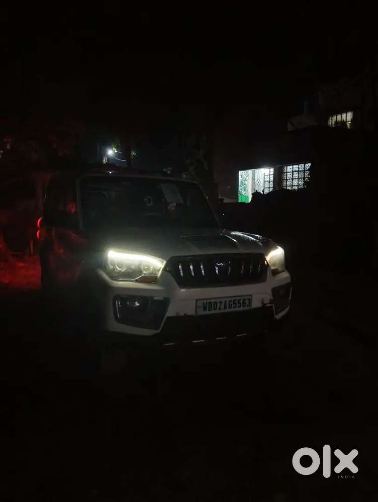 Mahindra Scorpio Classic 2015