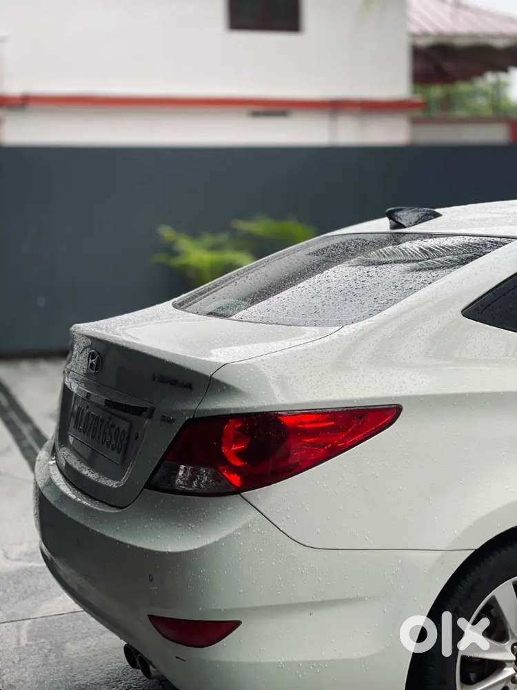 Hyundai Verna Vtvt 1.6 2012