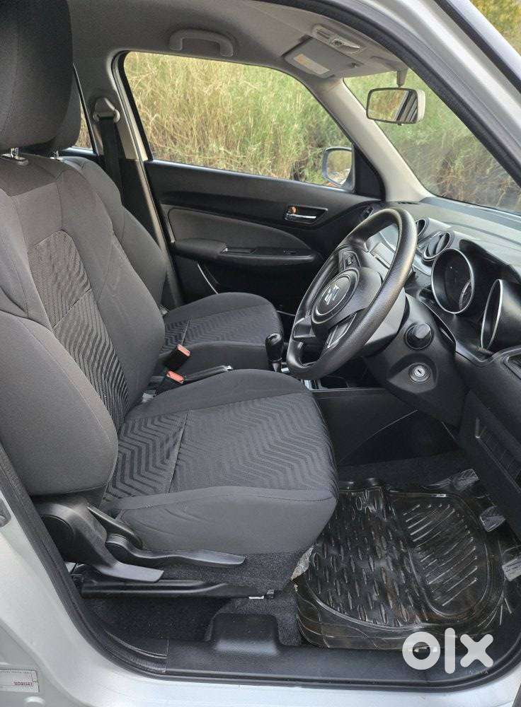 Maruti Suzuki Swift Vxi + Manual, 2019, Petrol