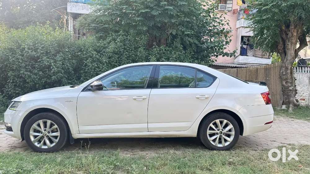 Skoda Octavia 2018 Petrol 102341 Km Driven