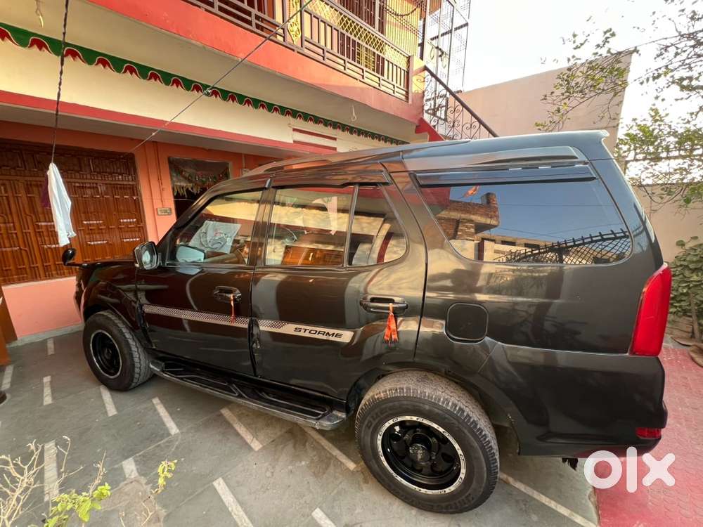 Tata Safari Storme Varicore 400 2017 Diesel Well Maintained