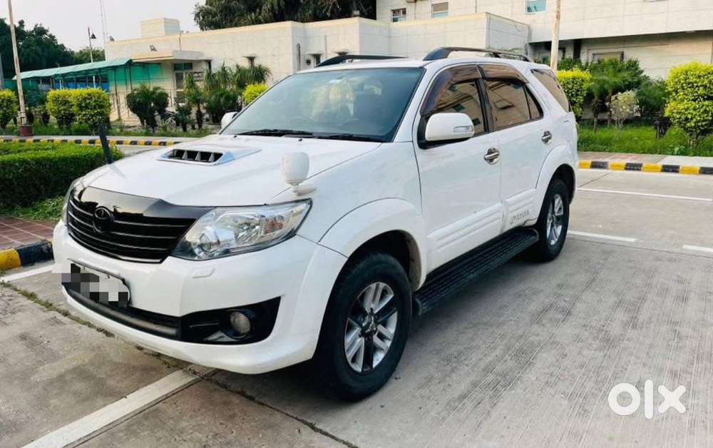 Toyota Fortuner Automatic 2015 Well Maintained