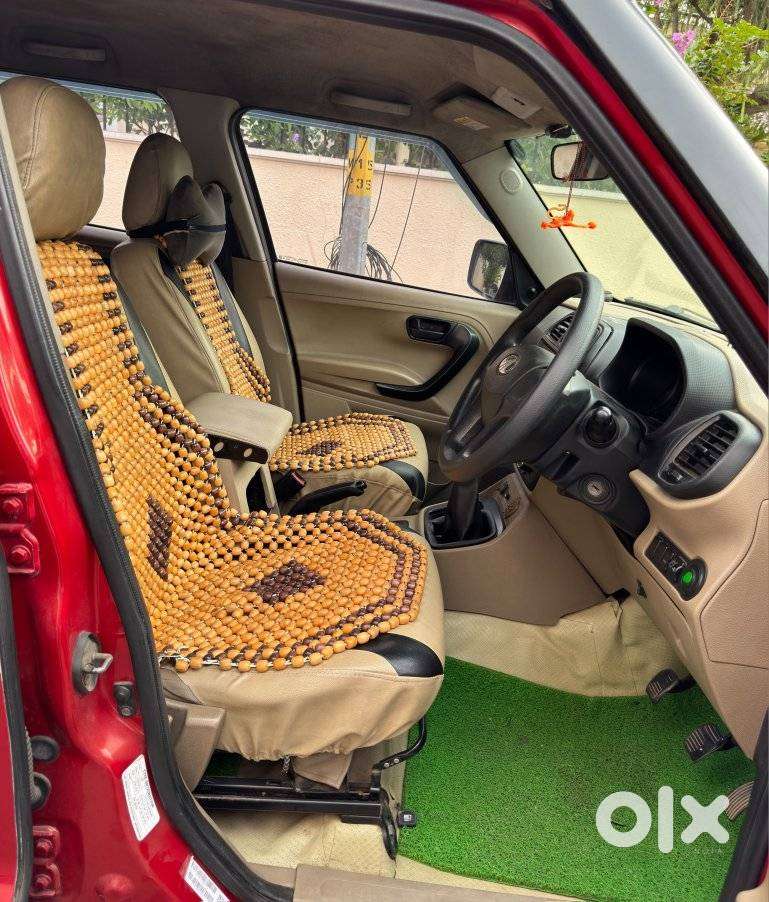 Mahindra Tuv 300 T4 Plus, 2018, Diesel