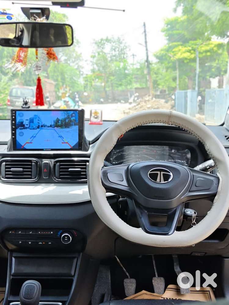 Tata Punch Pure, 2025, Petrol
