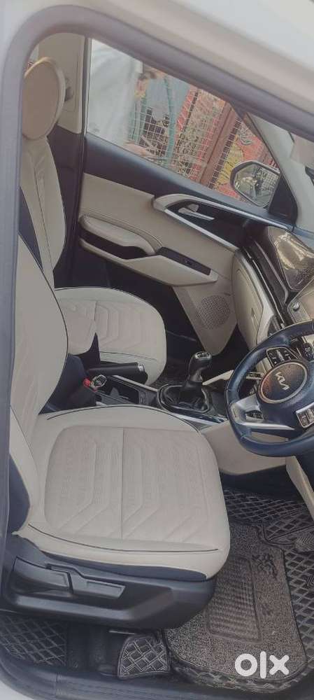 Kia Carens 1.5 Luxury Plus Turbo 7 Str, 2022, Diesel