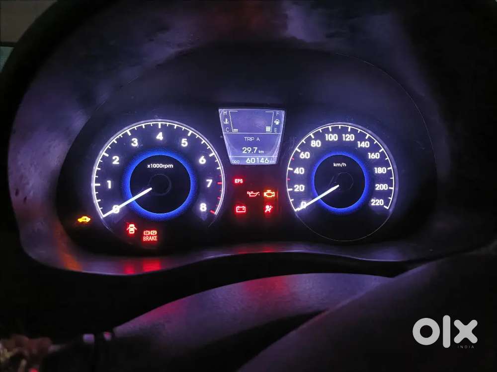 Hyundai Verna Fluidic 2011 Manual Sx