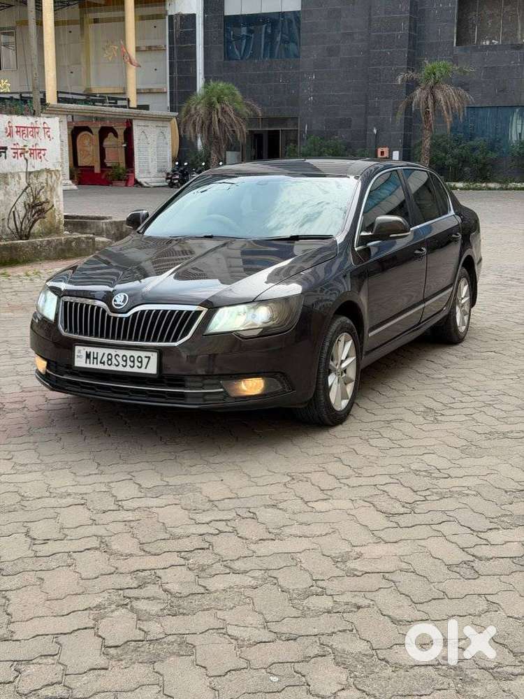 Skoda Superb Elegance Tdi 2.0 At, 2014, Diesel