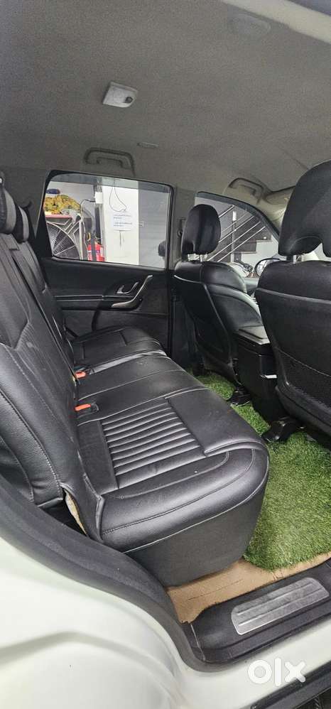 Mahindra Xuv500 W7, 2020, Diesel