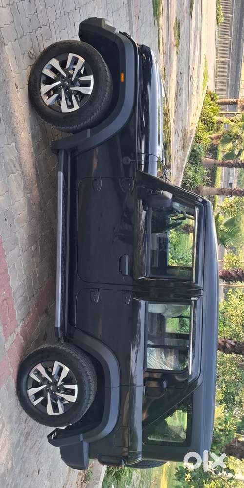 Mahindra Thar Roxx Ax7 L Diesel Mt 2wd, 2025, Diesel