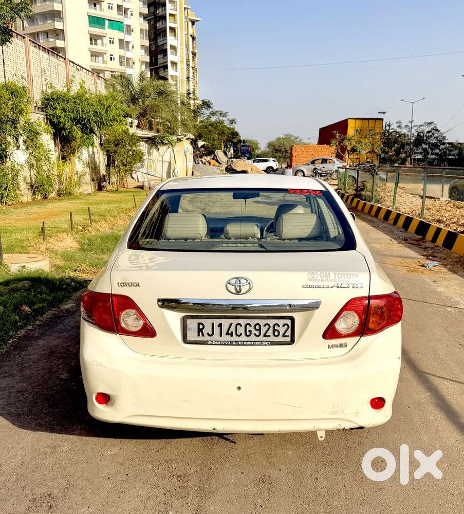 Toyota Corolla Altis Gl, 2010, Petrol