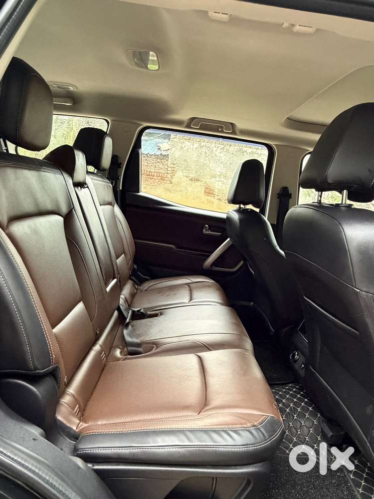 Mahindra Scorpio-n 2.0 Z8 Petrol Mt 7 Str, 2025, Petrol