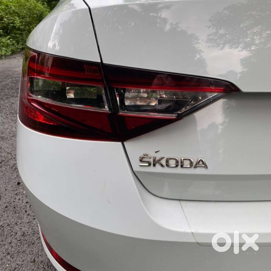 Skoda Superb 2.0 L&k Tsi At, 2020, Petrol