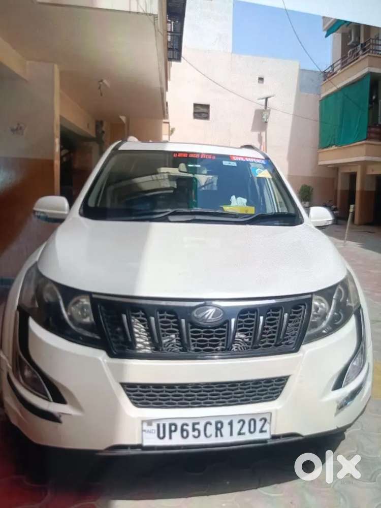 Mahindra Xuv500 2017 Diesel 150000 Km Driven