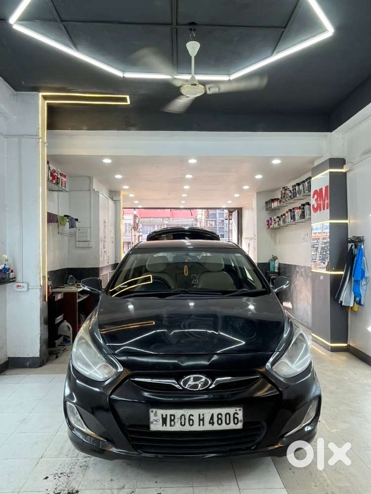 Hyundai Fluidic Verna 2011