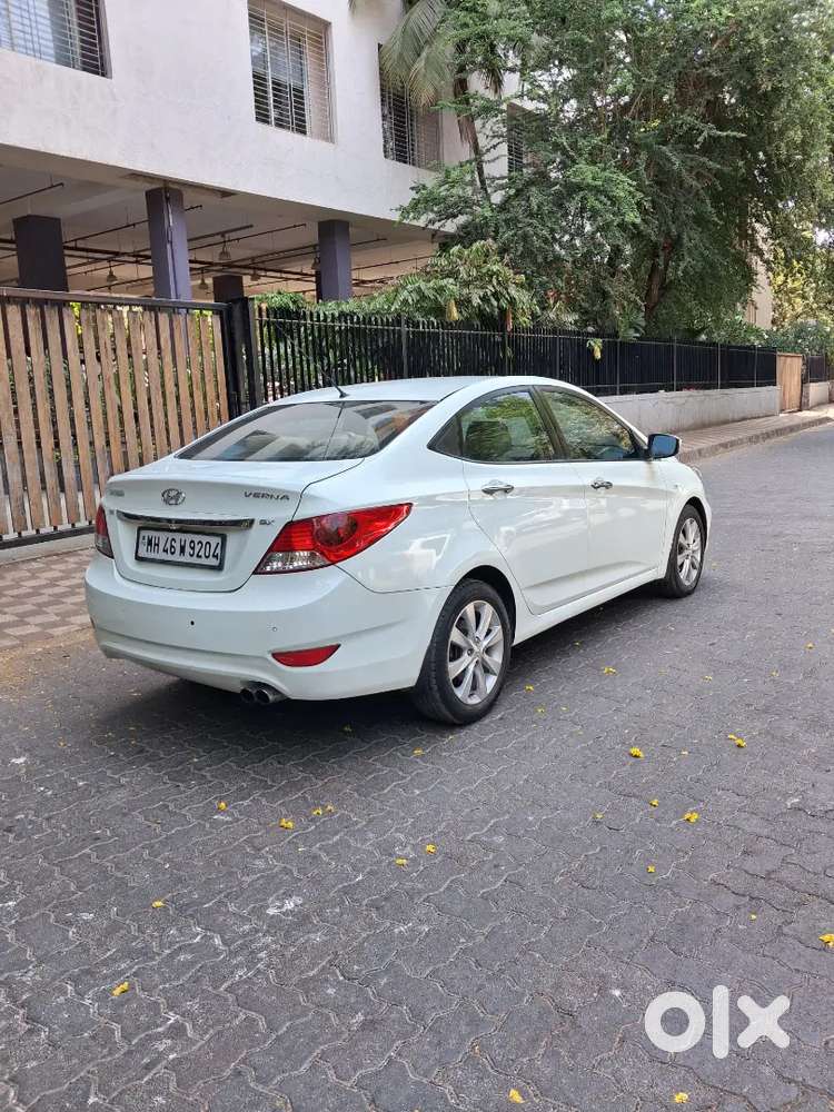 Verna Fluidic 1.6 Sx Deisel Crdi Button Start