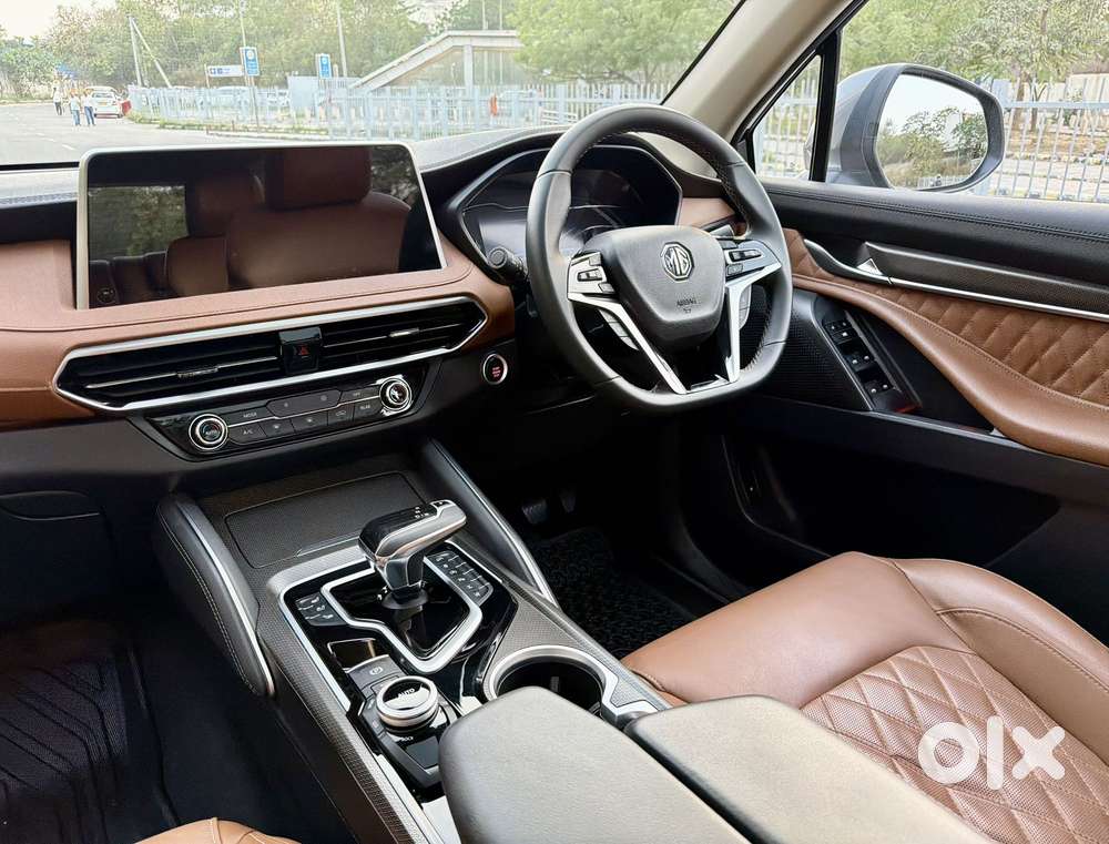 Mg Gloster Savvy 6 Seater, 2025, Diesel