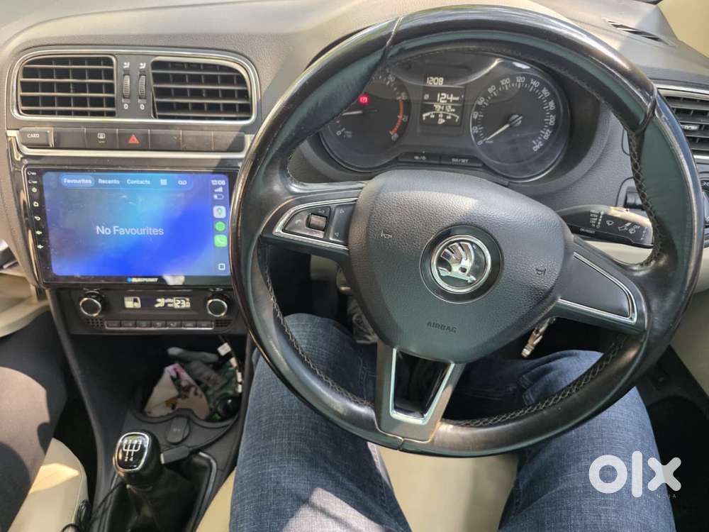 Skoda Rapid 1.6 Mpi Ambition, 2018, Petrol