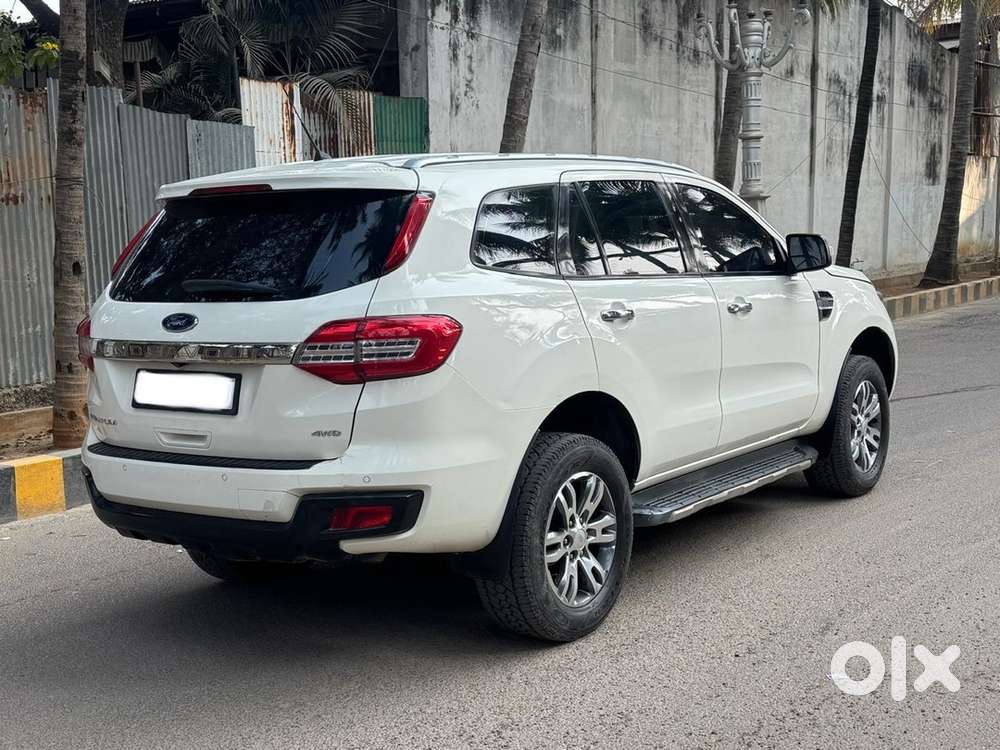 Ford Endeavour 2016 Diesel Well Maintained