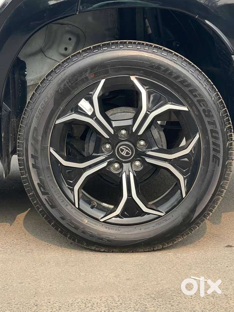 Tata Curvv Crtv Amt, 2025, Petrol