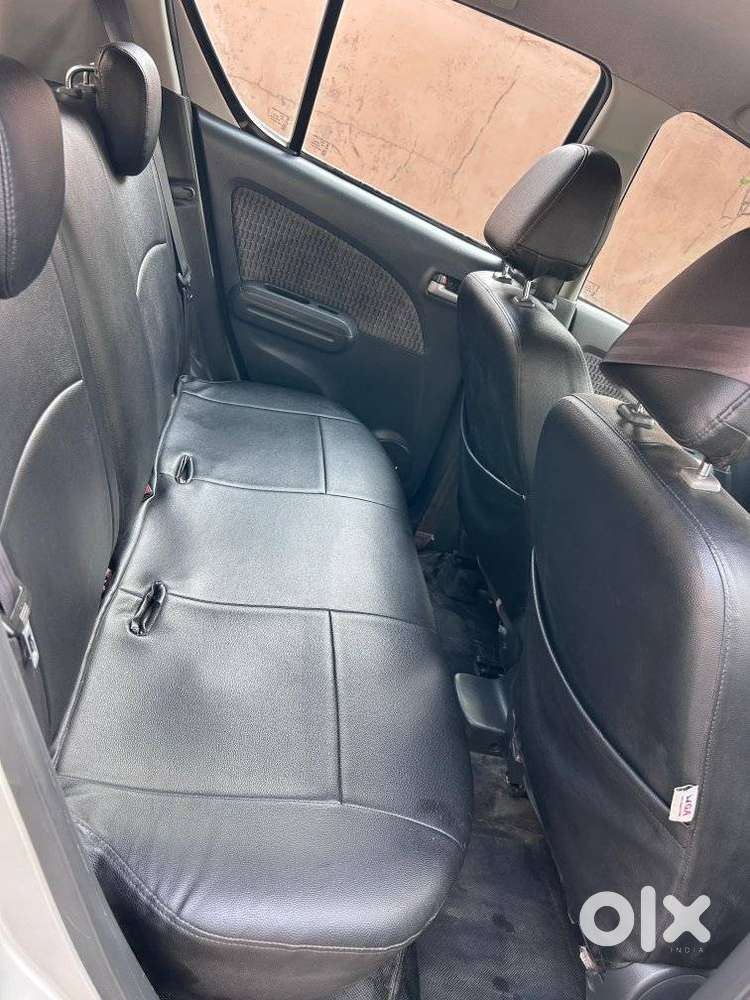 Maruti Suzuki Ritz Vxi, 2014, Petrol