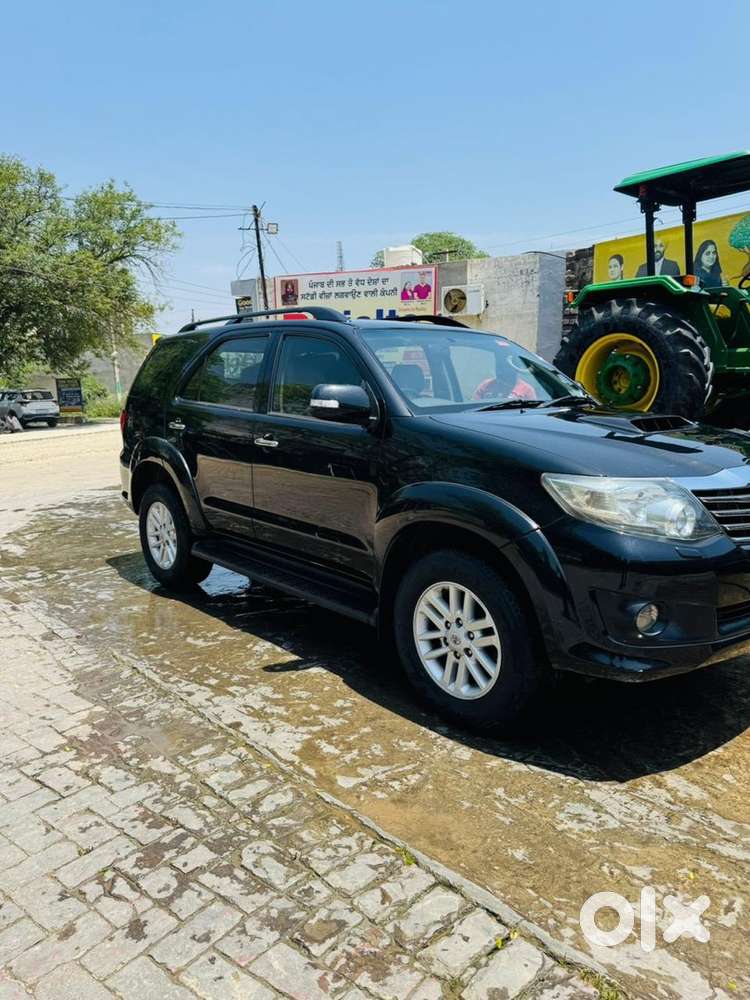 Toyota Fortuner 2012 Diesel Automatic
